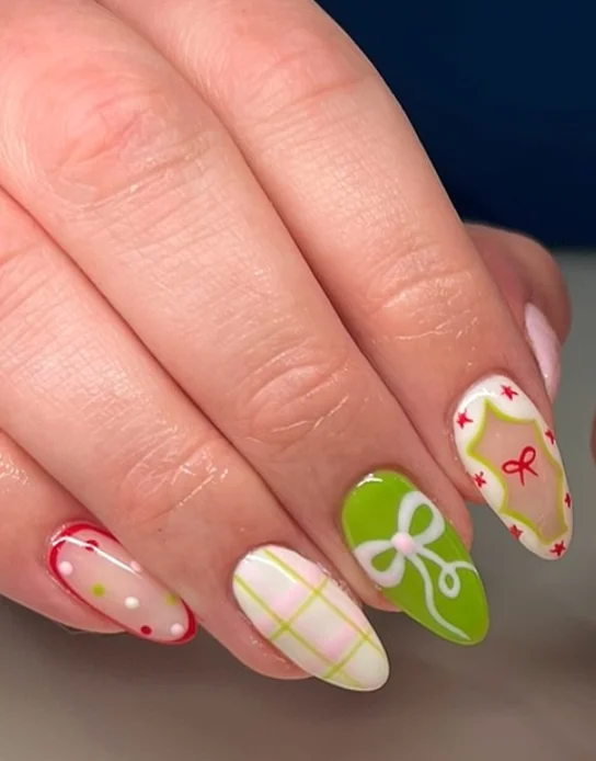 Bow Nails 4