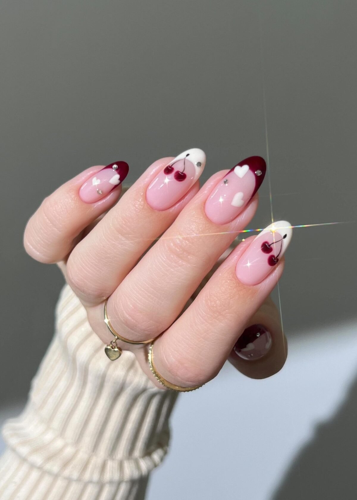 burgundy nails