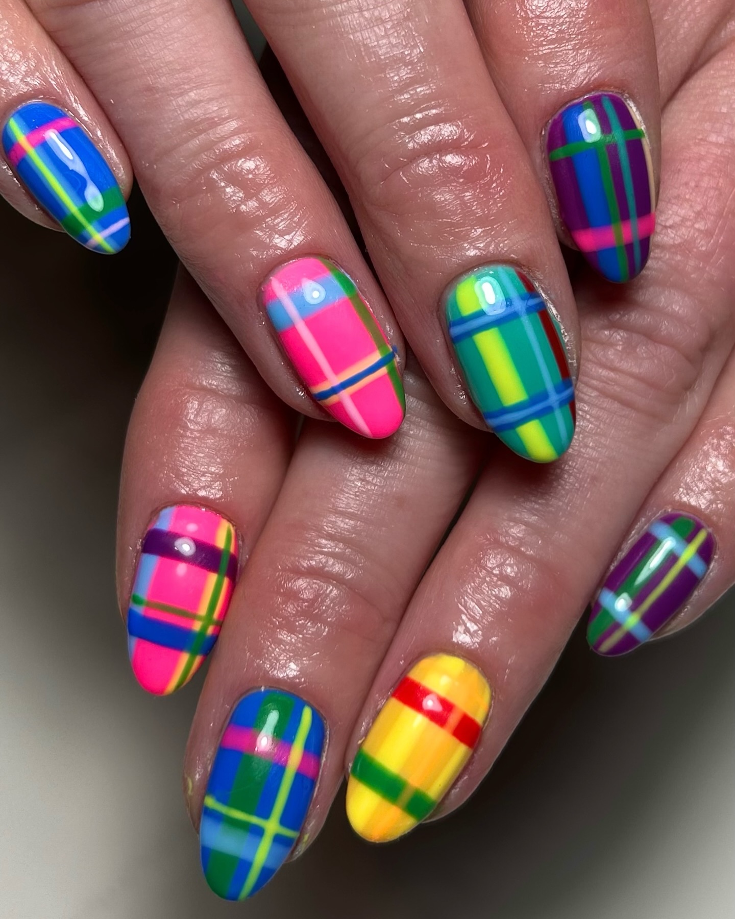 illustrated_nails