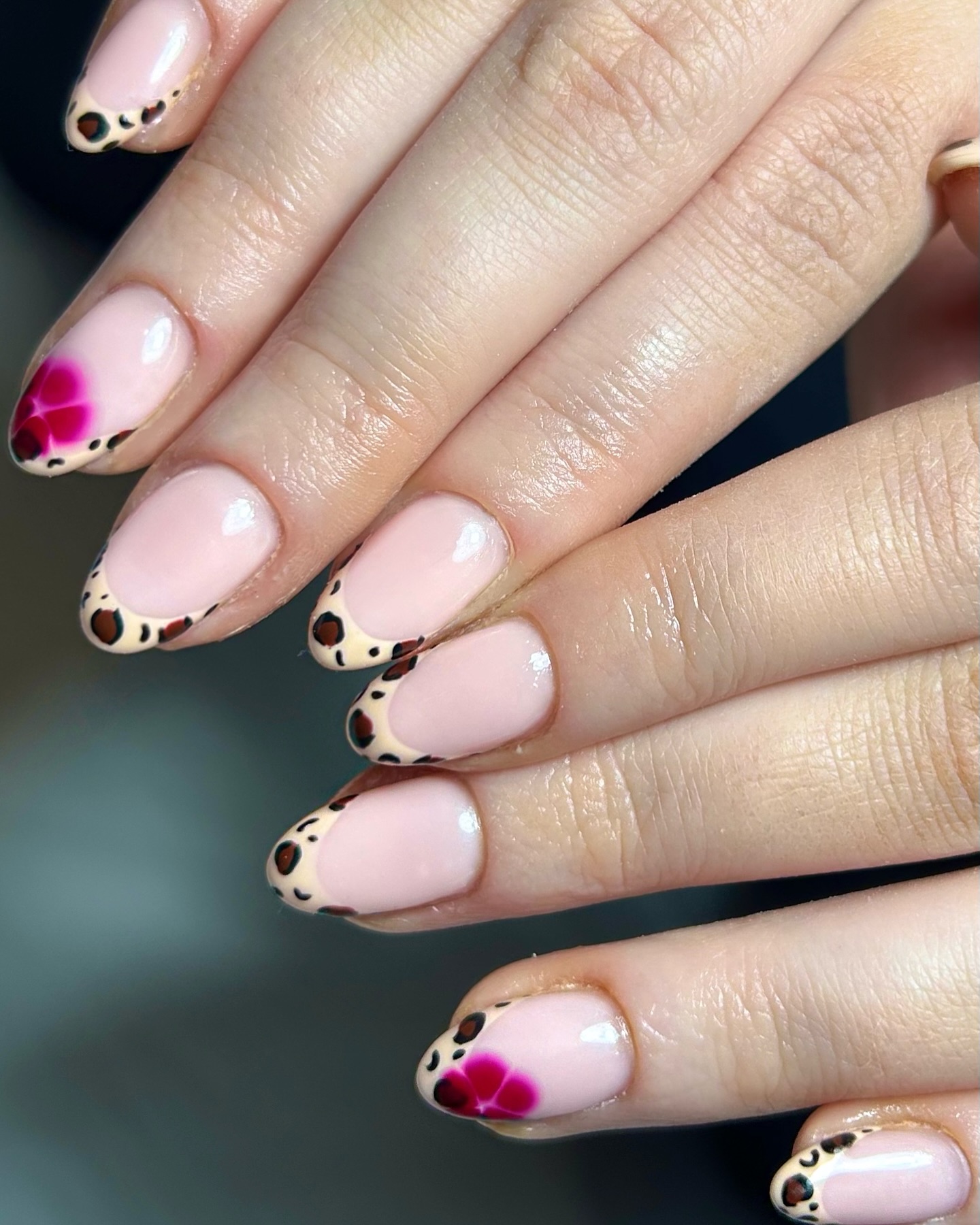 illustrated_nails