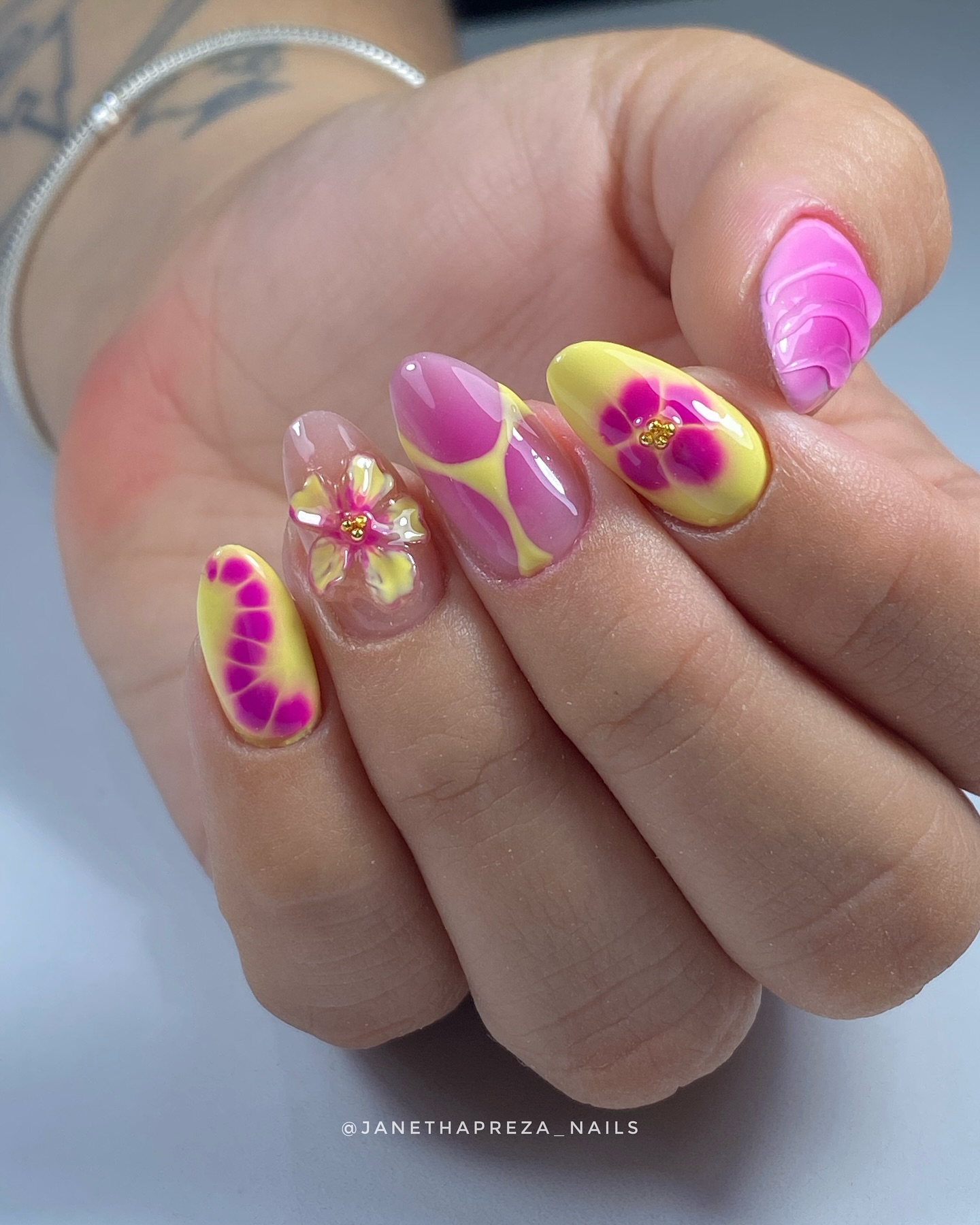 janethapreza_nails