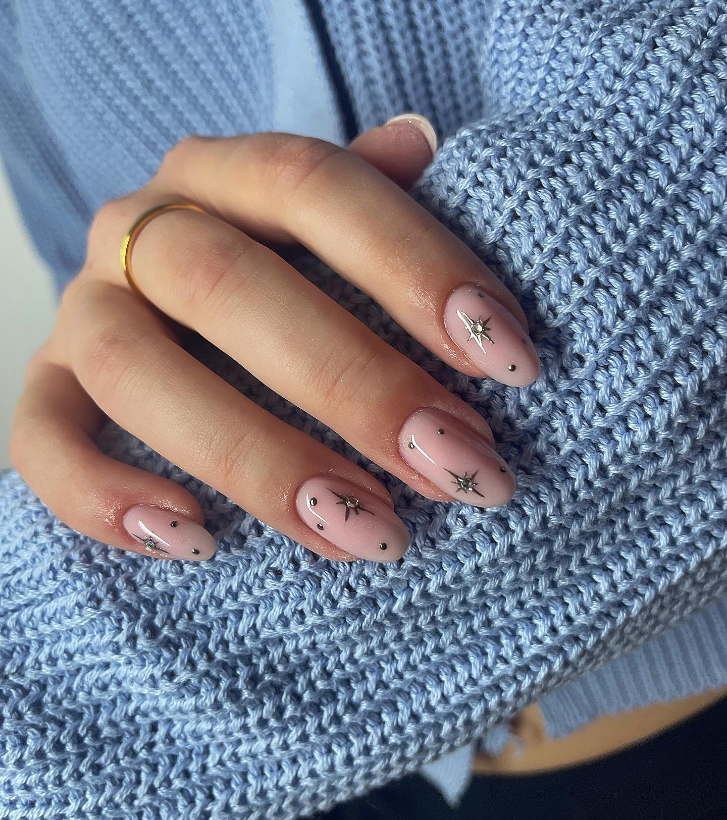 nails_by.camilla