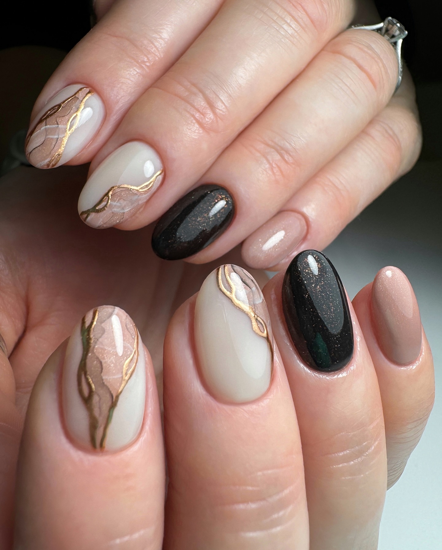 natalia_nicholson_nails