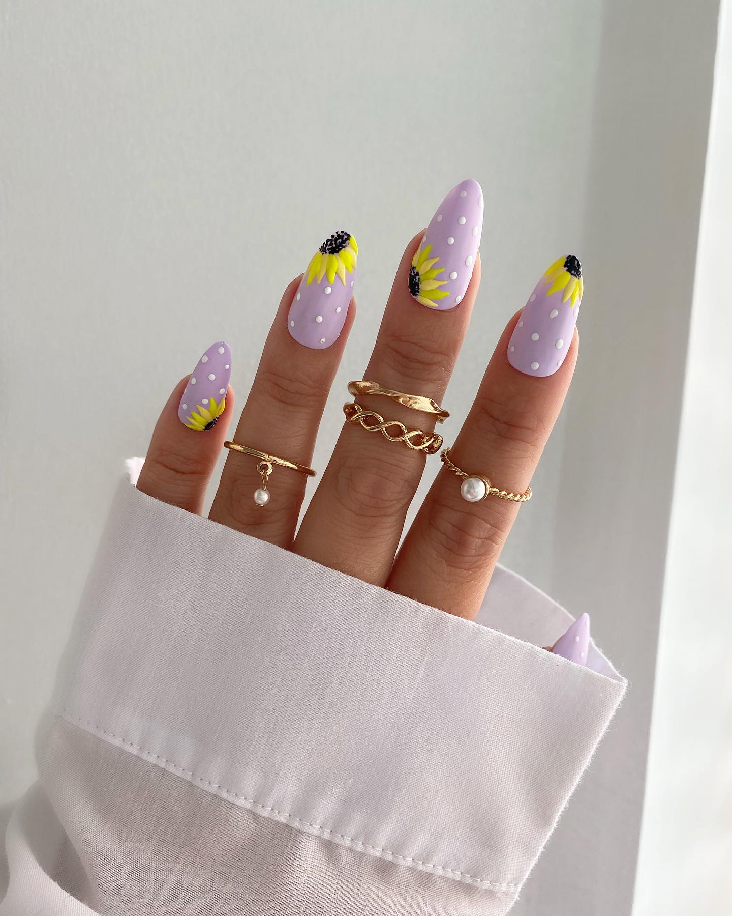 nolas.nails