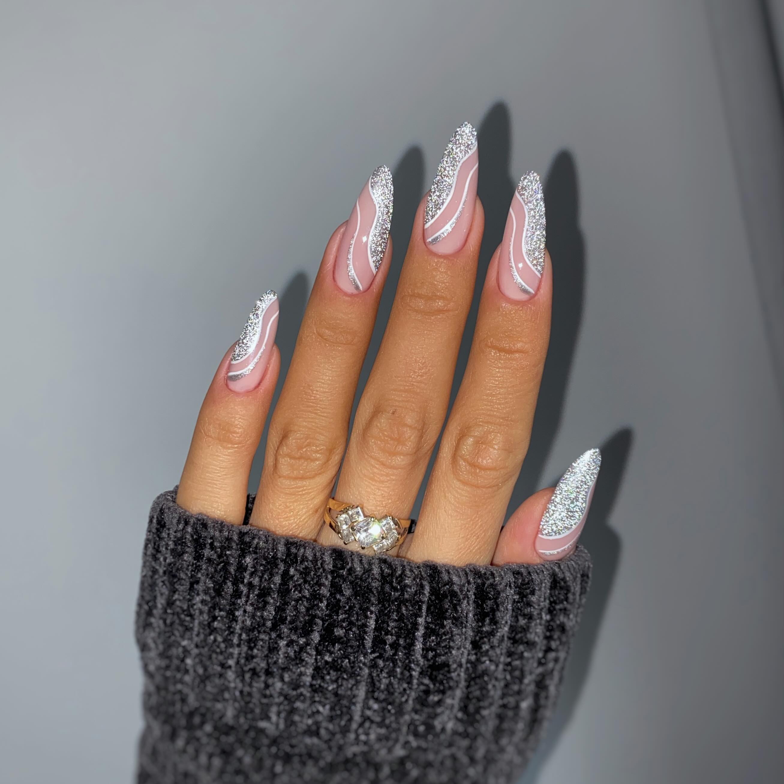 pegi_nails