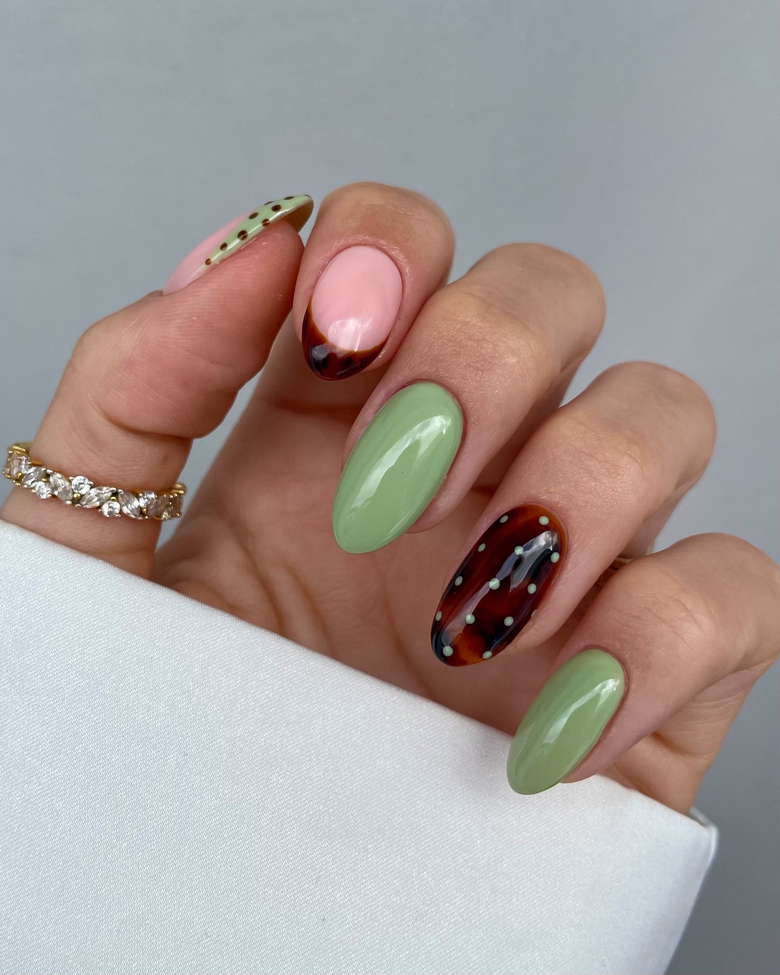 best october nails by fabelane